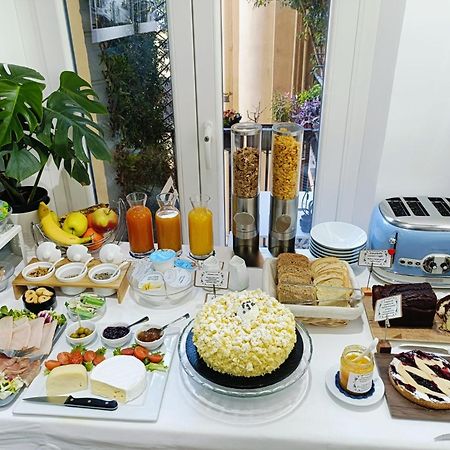 Otto Rooms & Photogallery โรม ภายนอก รูปภาพ